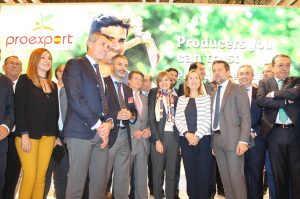 lettuce attraction fruit attraction con ministra
