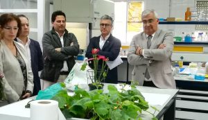 consejero economia visita labcolor
