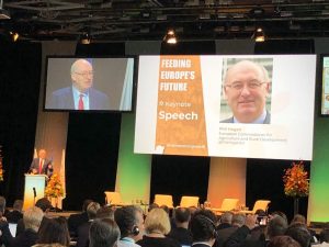 comisario de Agricultura, Phil Hogan