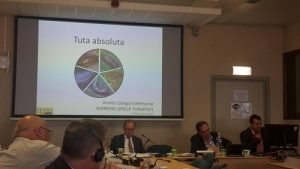 COAG Góngora exponiendo en Grupo Tomate UE