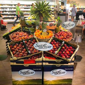 sanlucar fruta hueso