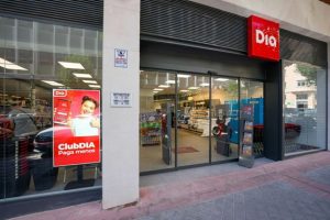 Fachada_tienda_remodelada_Dia
