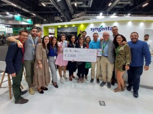 El equipo de Syngenta celebrando el premio Innovation Hub Awards a Persicop