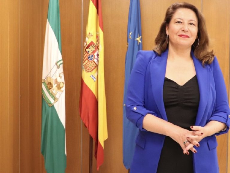 carmen crespo consejera junta andalucia