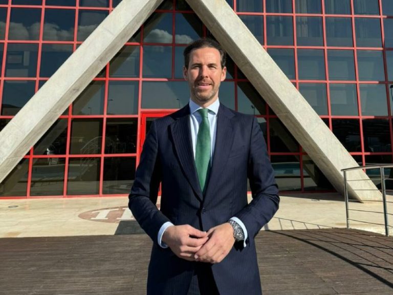 Víctor Luque nuevo director general TROPS