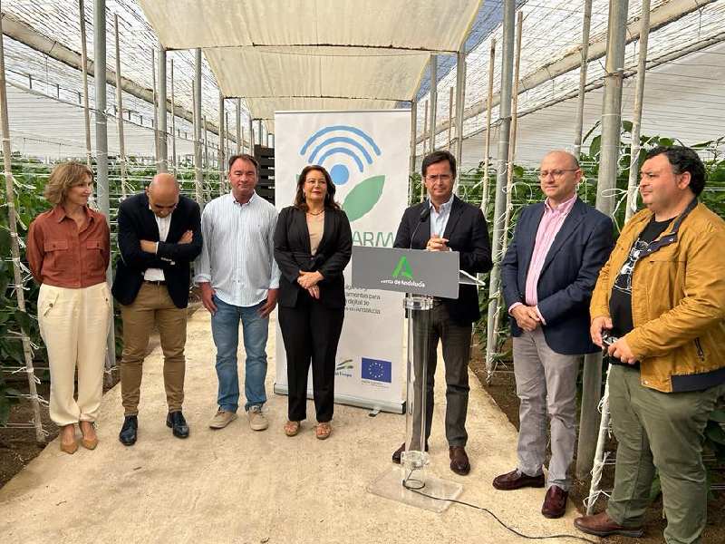 carmen crespo_Consejera agricultura andalucia invernaderos modernización