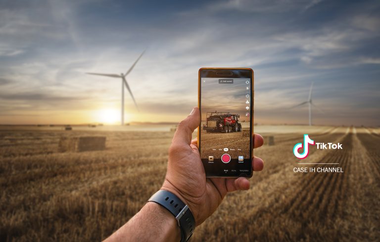 TikTok Case IH Social V1
