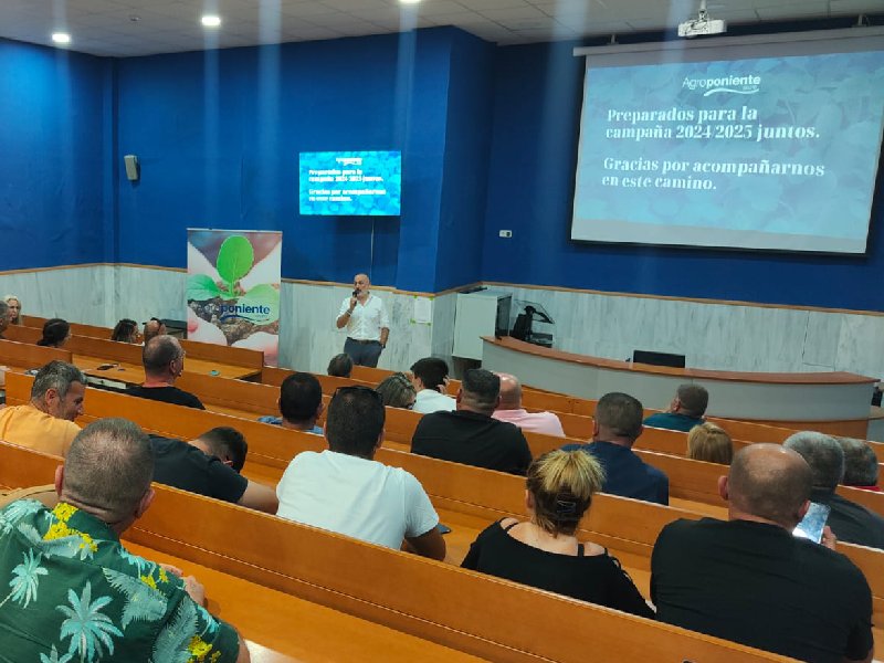 Grupo Agroponiente reuniones agricultores