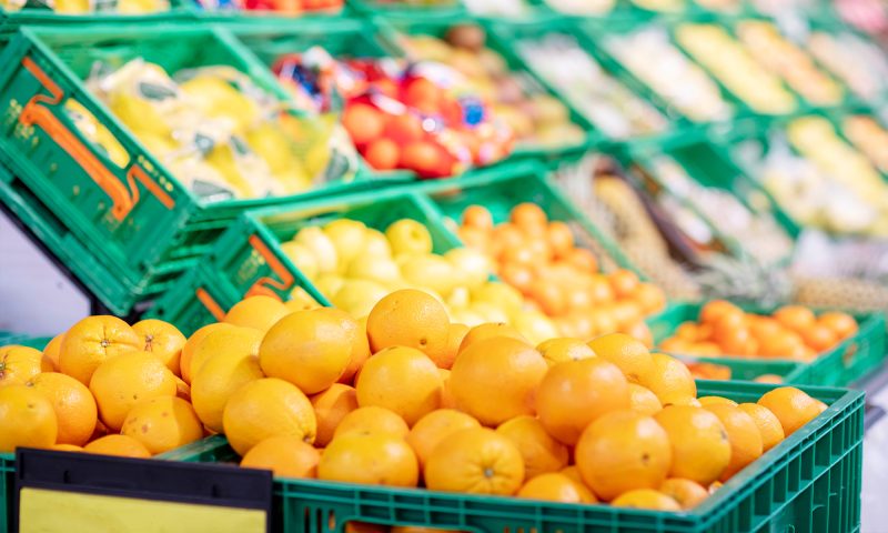 Naranjas en la sección de fruta y vedura de Mercadona