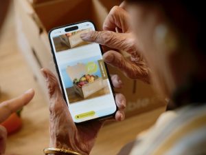 UNICA plano detalle spot caja saludable