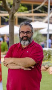 Rafael Salinas_vertical