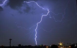 POLONIA-TORMENTAS