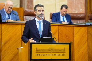 250925_Ramon Fernández-Pacheco en el Parlamento de Andalucía 1
