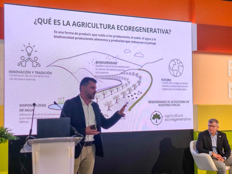 Miguel Angel Gómez durante la presentación de la Certificación Ecoregenerativa