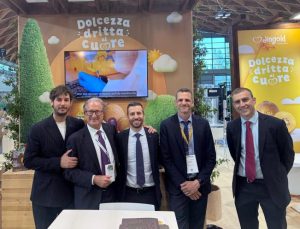 Jingold-management (1)