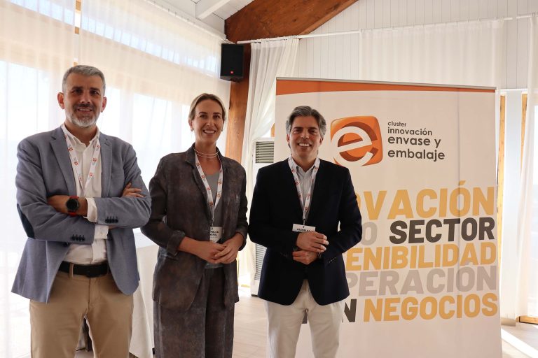 NdP_JesúsPérez(CLUSTER)_AmayaFernández(CLUSTER)_JavierGisbert(CEV)