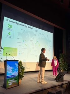 Luis Martín y Pilar Checa de Syngenta jornadas HorizonteAgro de Saliplant